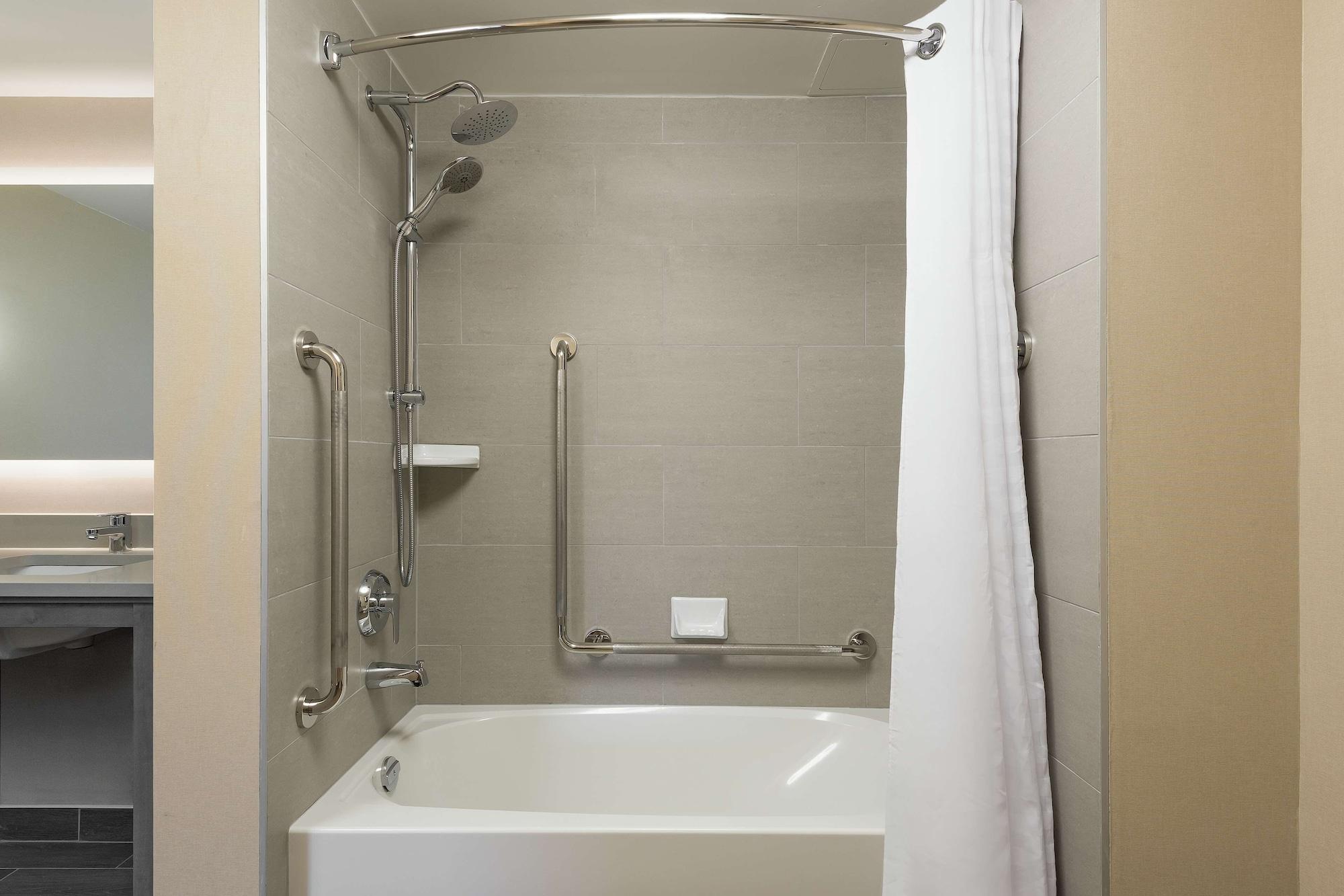 Homewood Suites By Hilton Ottawa Airport Екстер'єр фото