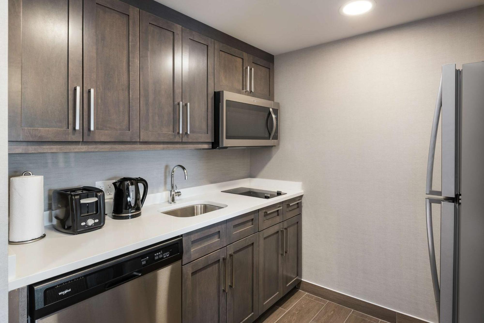 Homewood Suites By Hilton Ottawa Airport Екстер'єр фото