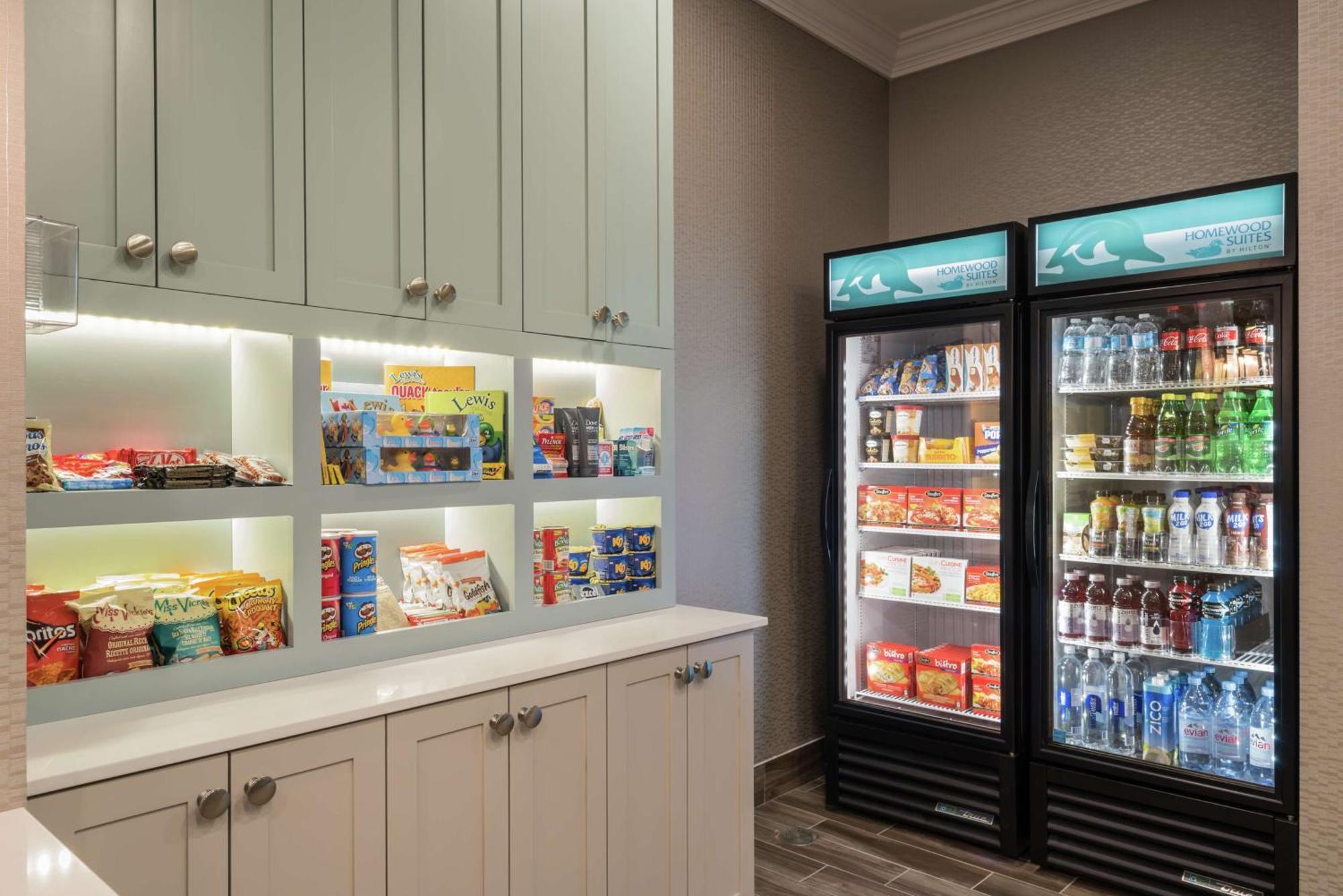 Homewood Suites By Hilton Ottawa Airport Екстер'єр фото